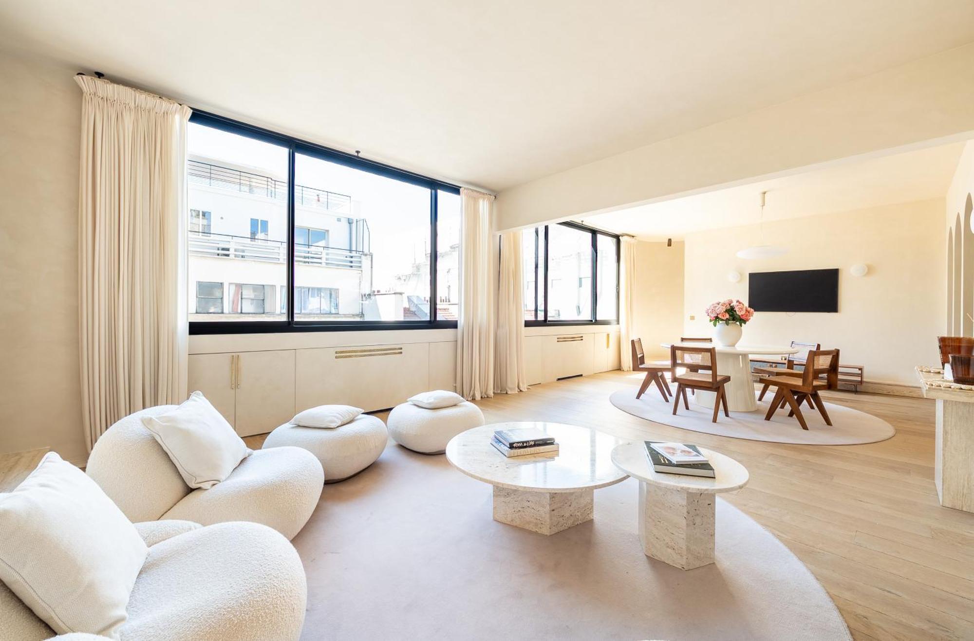 Apartment Lease Mobility L Champs-elysee & Eiffel View L Triplex 2br & Rooftop *